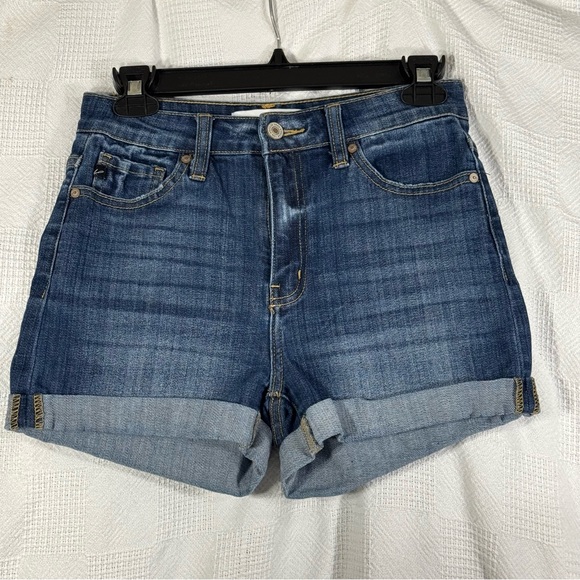 KanCan Women's‎ Size Small High Rise Cuffed Dark Wash Jean Shorts - Picture 1 of 6